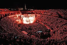 Concert in de Arènes van Nîmes – Festival